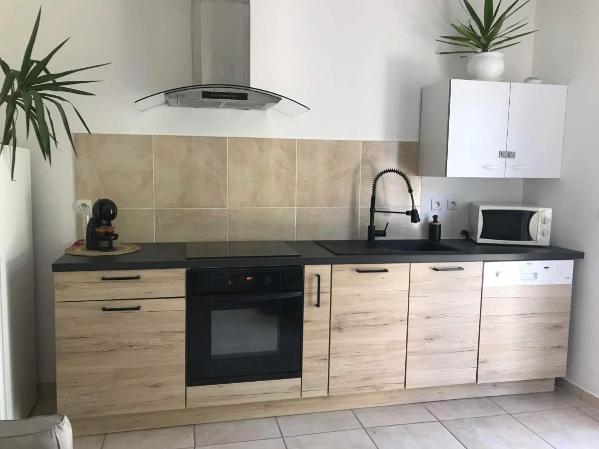 Appartement T1 Plain Pied Le Cannet-des-Maures Exterior photo