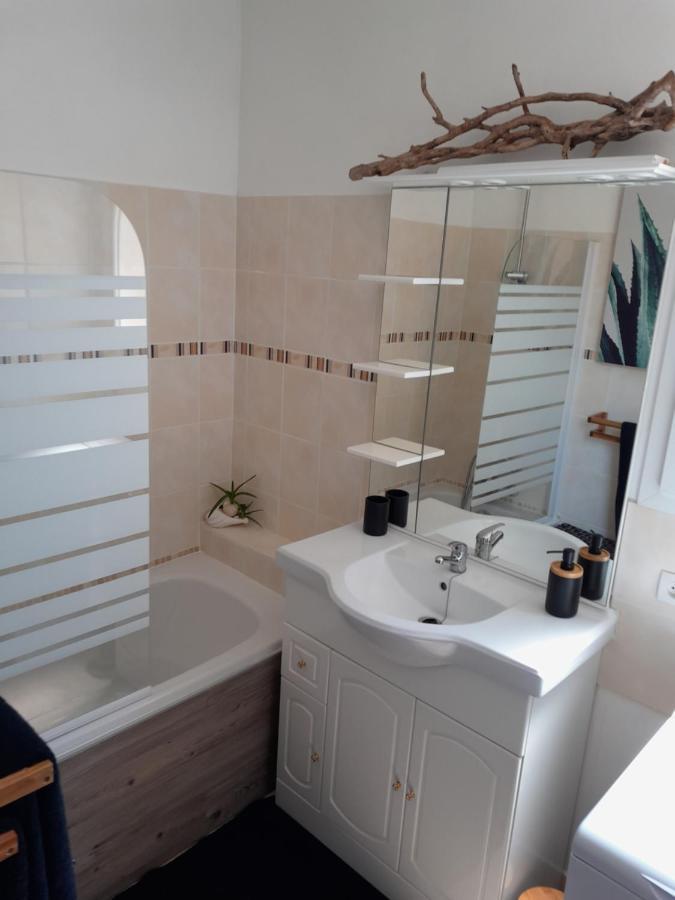 Appartement T1 Plain Pied Le Cannet-des-Maures Exterior photo